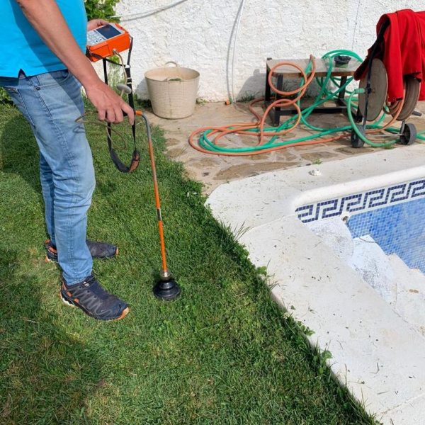 fuga-de-agua-en-piscinas